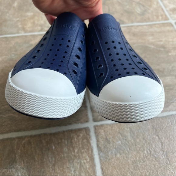 Native Jefferson Kids Slip Ons - Picture 5 of 7